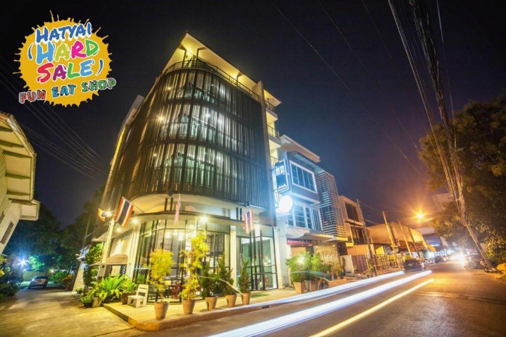 De Poem Loft Boutique Residence Hat Yai Exterior photo